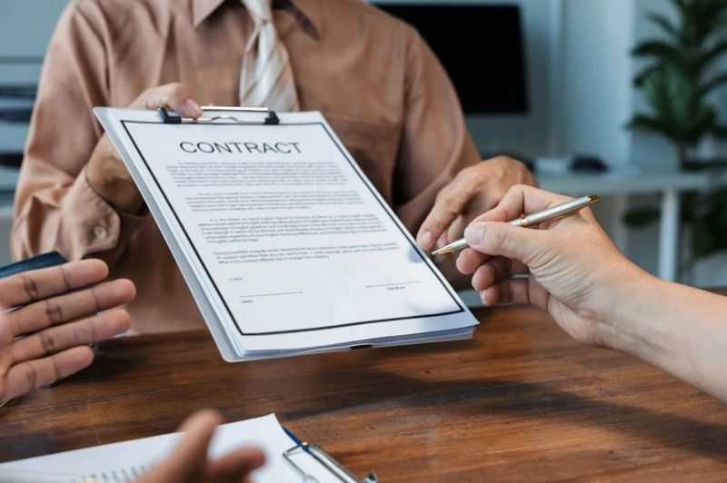 contract-case